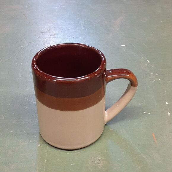 Vintage stoneware soup pot, toothpick holder, and egg dish. - Picture 7 of 15